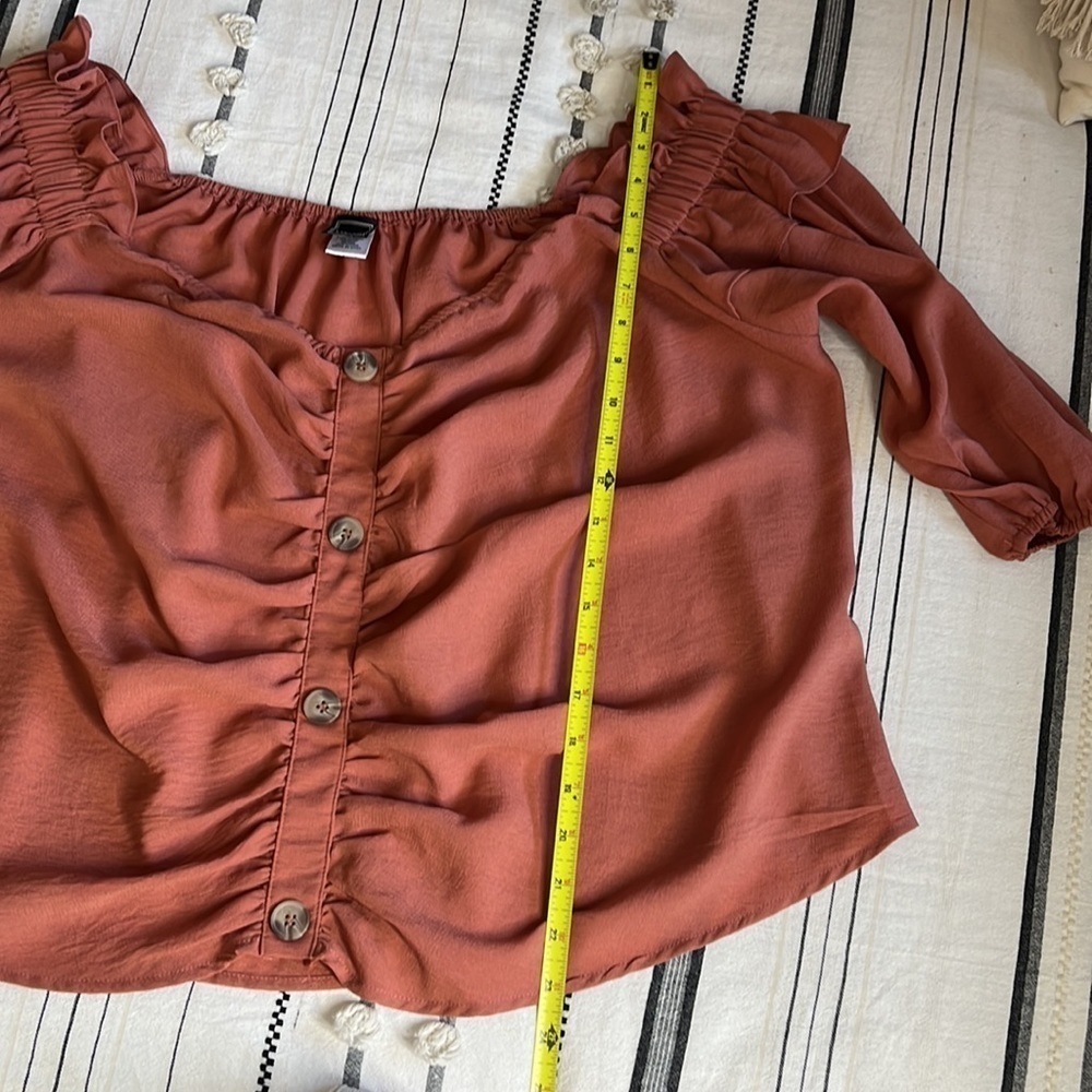 Boutique libian • terracotta rust off shoulder top - Picture 8 of 13